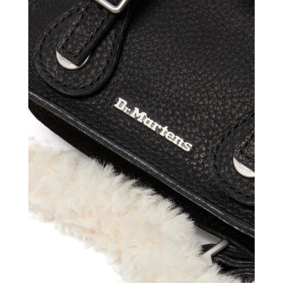 Luxurious Black Leather Satchel Bag with Faux Fur Interior - Compact Versatility - Picture 7 of 9